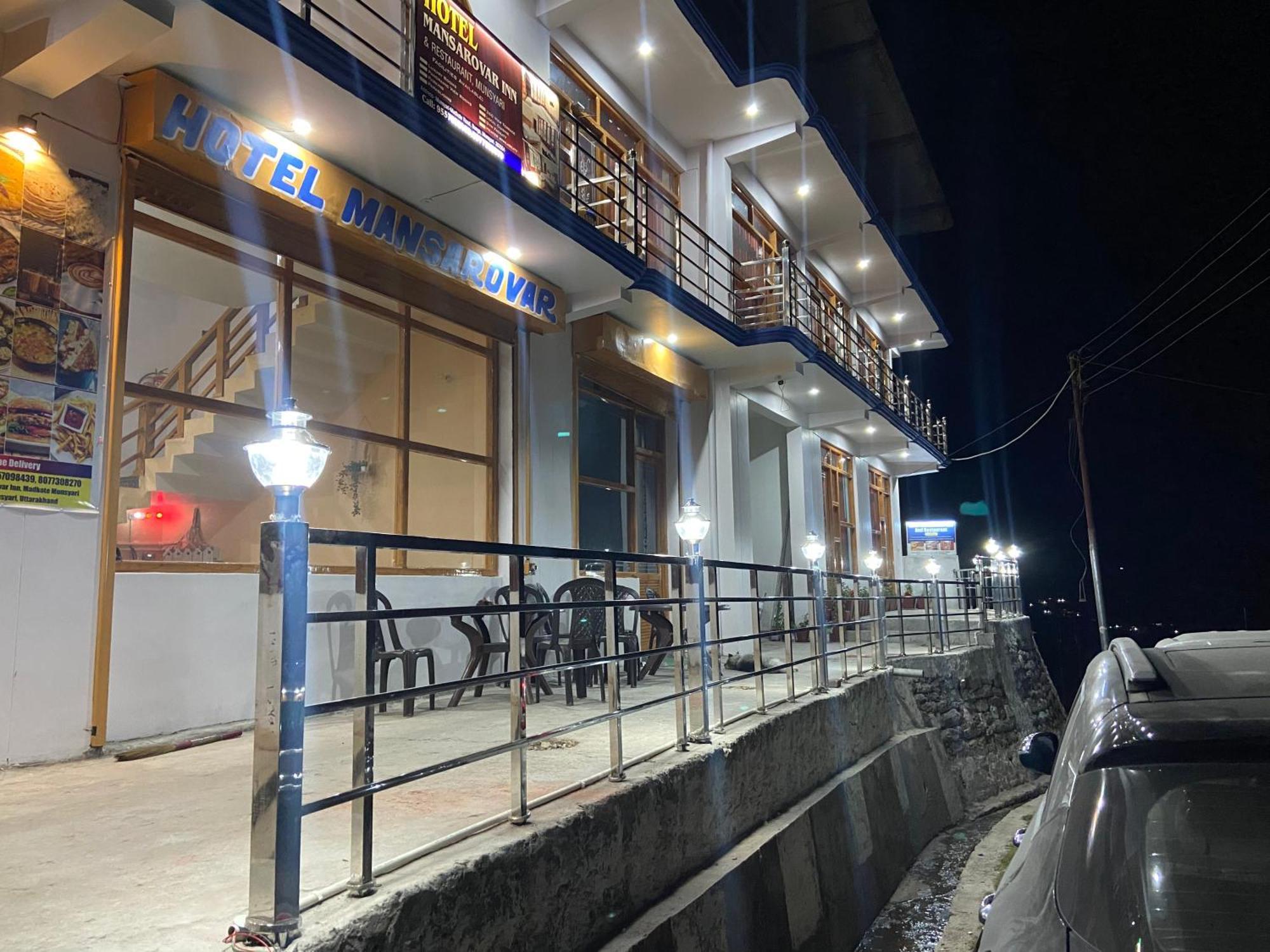 Hotel Mansarovar Inn Munsyari Kültér fotó